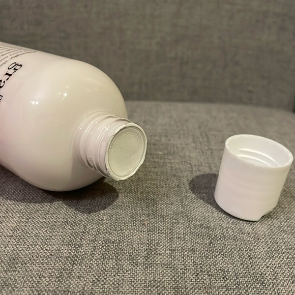 NEW Philosophy Pure Grace body lotion 8 oz. - Picture 4 of 4